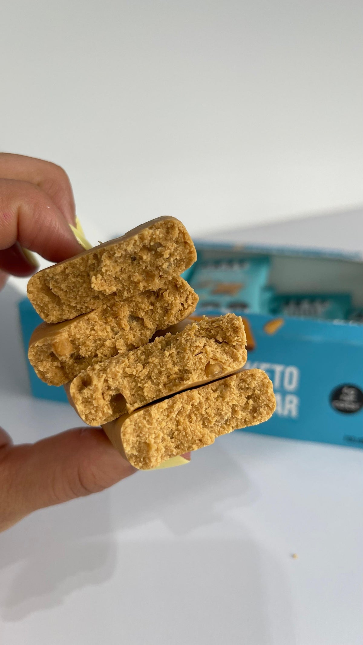 VANILLA CRUNCH PROTEIN BAR